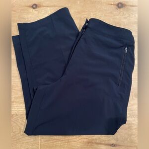Chico’s Dark Blue Zenergy Cropped zippered cargo pants travel Athleisure comfy S